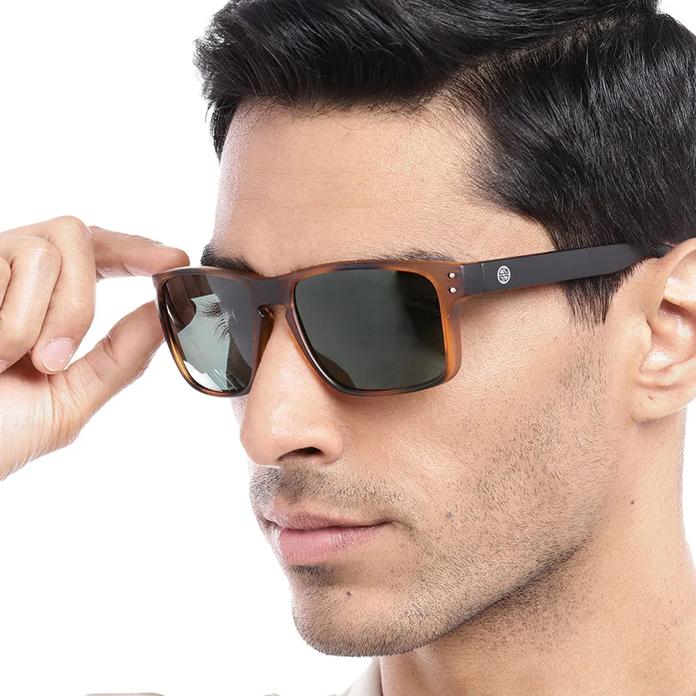 Carlton London Premium Multi Toned Polarised And Uv Protected Lens Wayfarer Sunglasses For Men