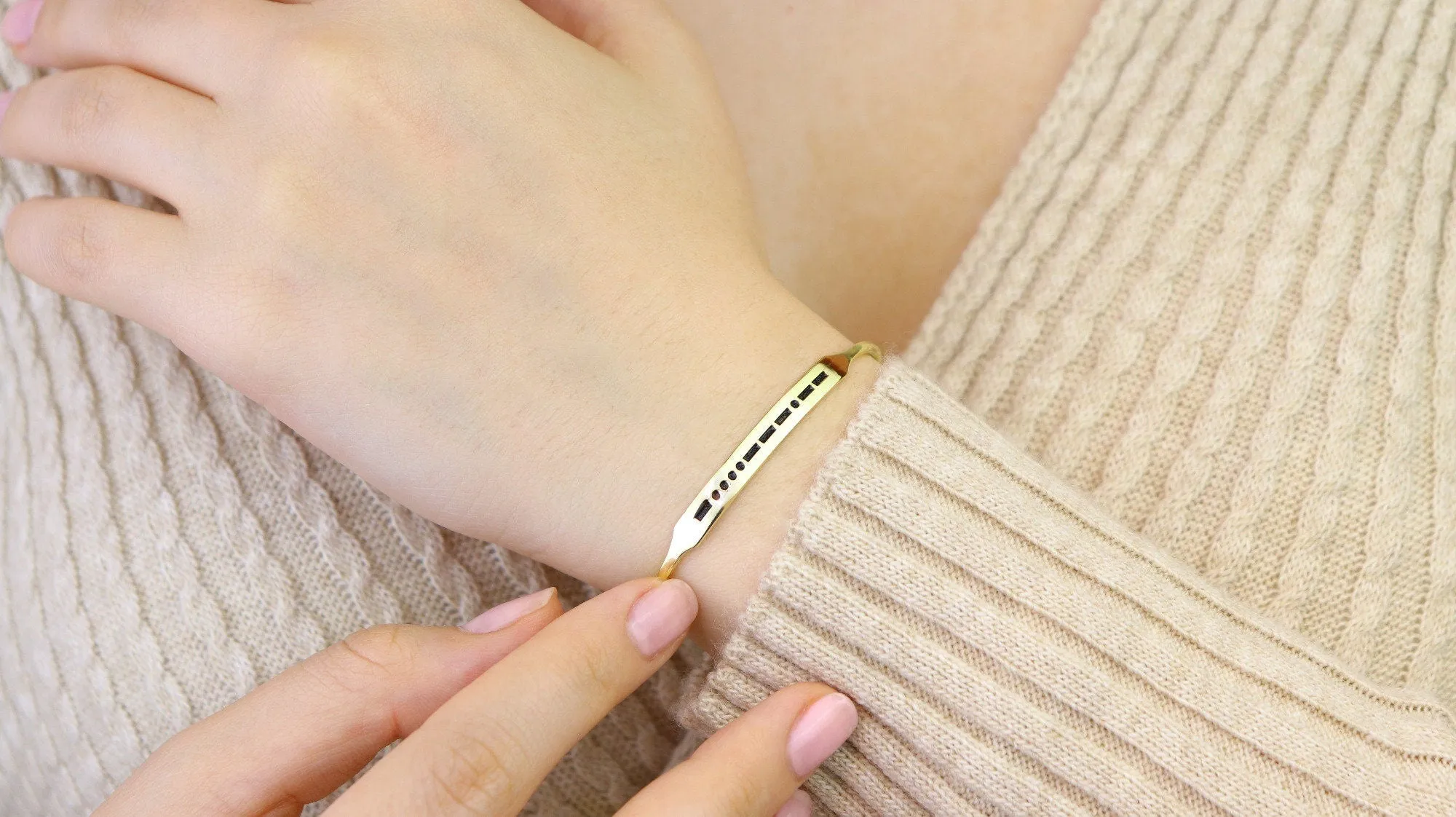 Customizable Name Bangle in Silver
