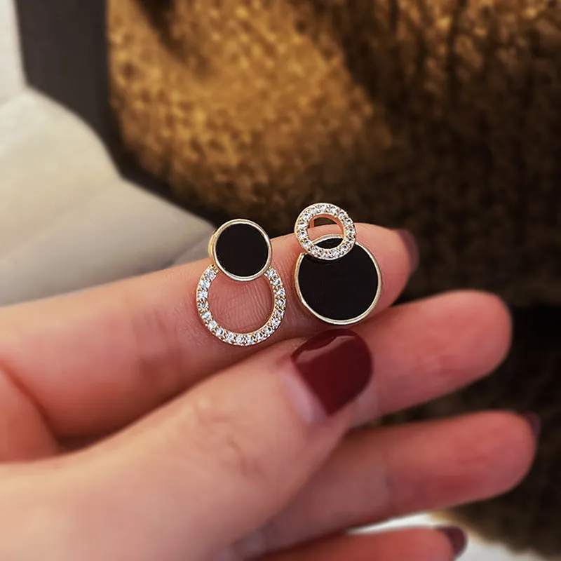 Fashion Rhinestone-Encrusted Circle Ear Studs