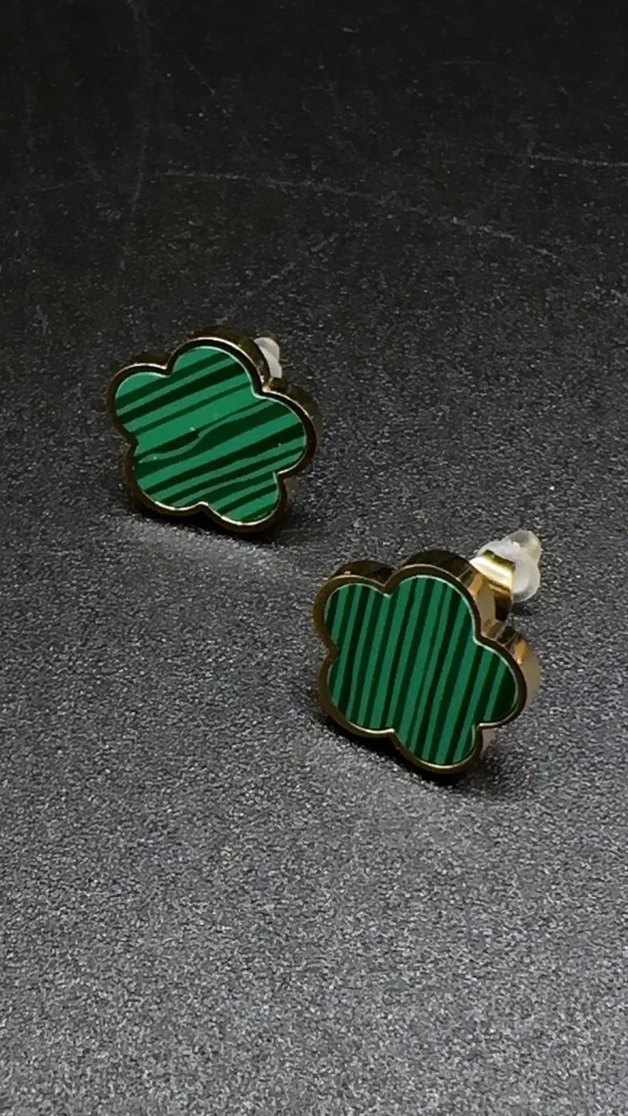 Frankie Green Flower Earrings